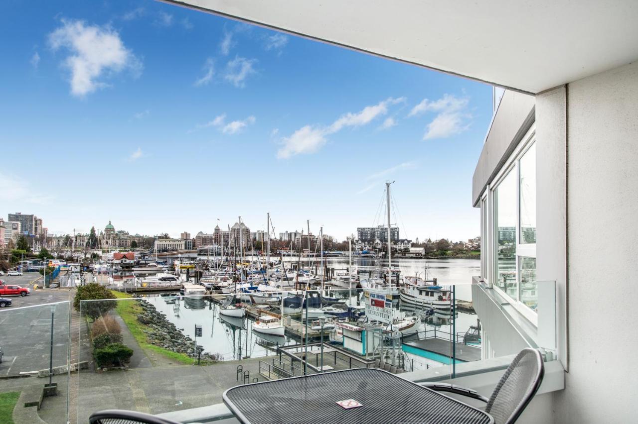 Victoria Regent Waterfront Hotel & Suites Exteriör bild