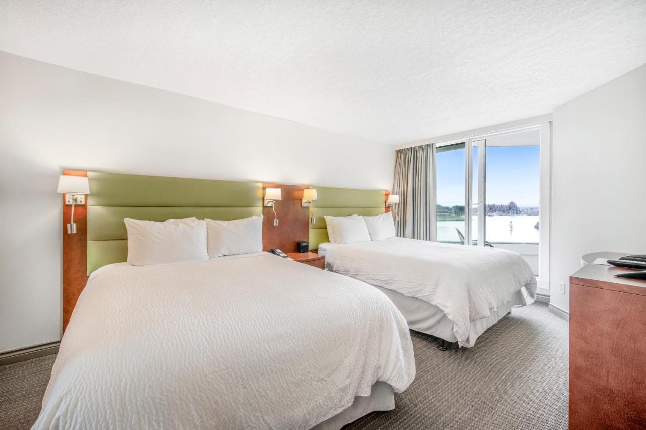 Victoria Regent Waterfront Hotel & Suites Exteriör bild