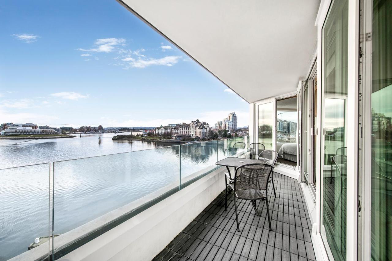Victoria Regent Waterfront Hotel & Suites Exteriör bild