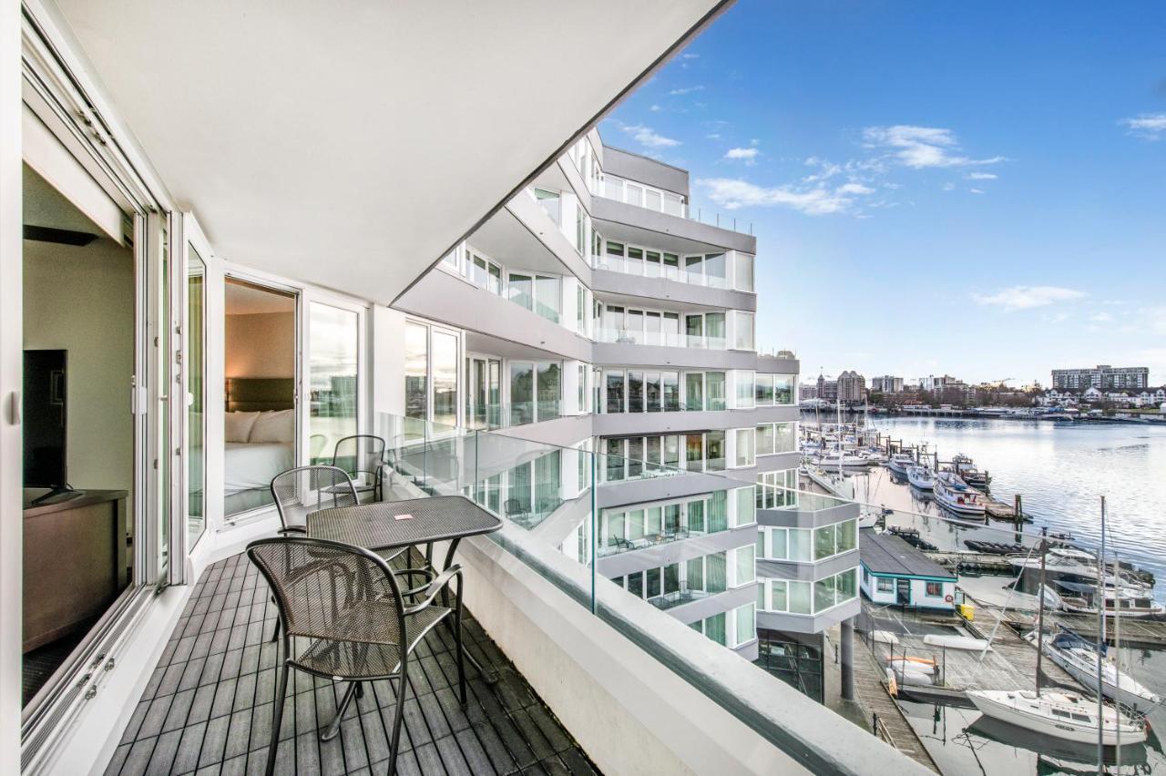 Victoria Regent Waterfront Hotel & Suites Exteriör bild
