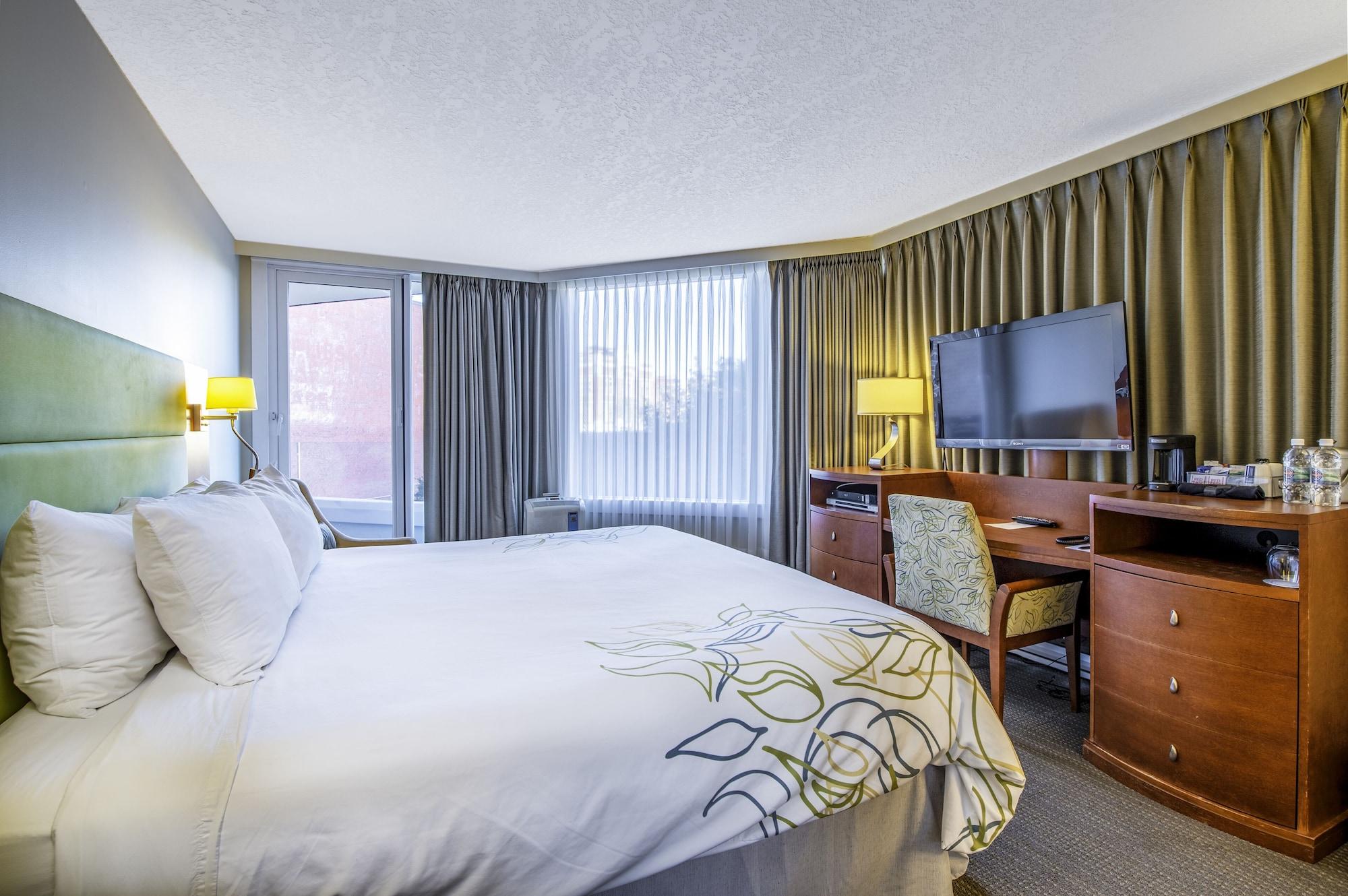 Victoria Regent Waterfront Hotel & Suites Exteriör bild