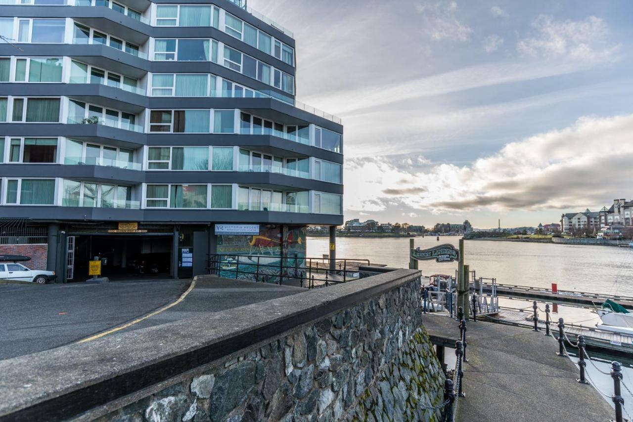 Victoria Regent Waterfront Hotel & Suites Exteriör bild